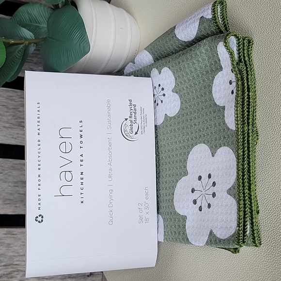 Haven QUICK DRY White Floral Green Tea Towels set of 2 - Picture 11 of 12